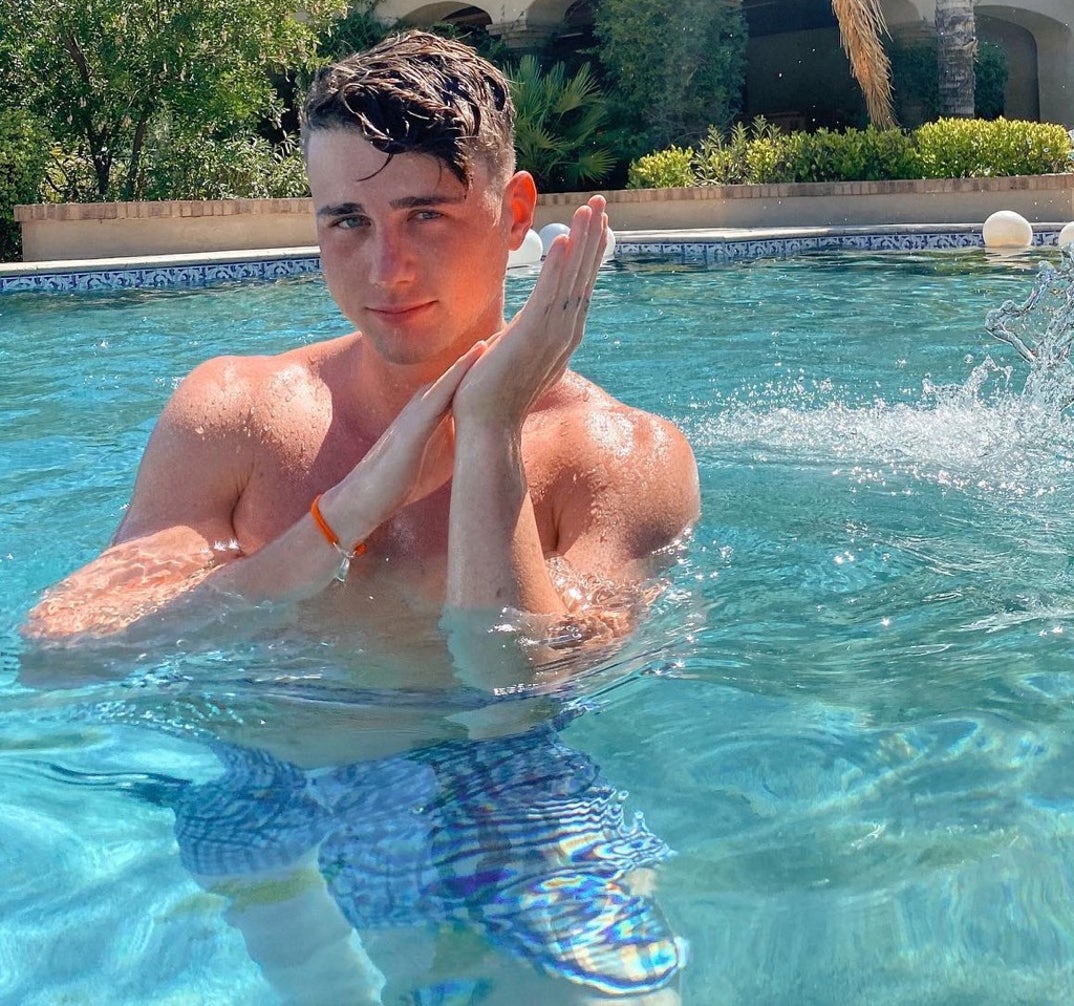 Harry Jowsey Hot Shots photos 3