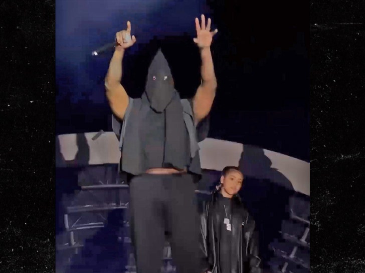 Kanye best sale black hoodie