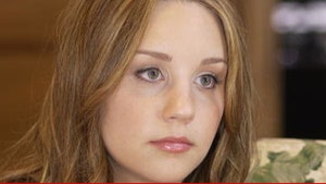 Amanda Bynes -- Friends Waiting for Something Really Bad To Happen