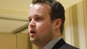 Homeland Security Goes to Josh Duggar's Office for Investigation
