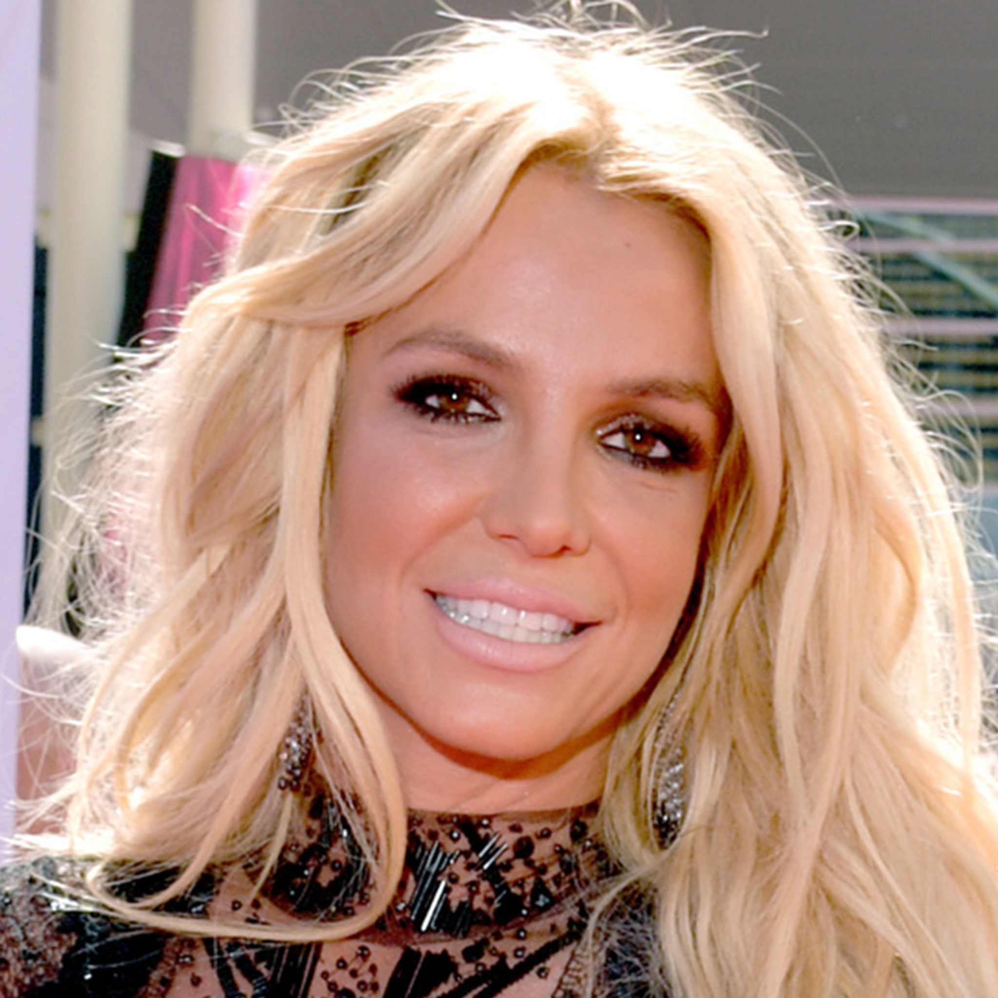 Britney Spears Vows To Never Perform Again Says Home Dancing Or Bust