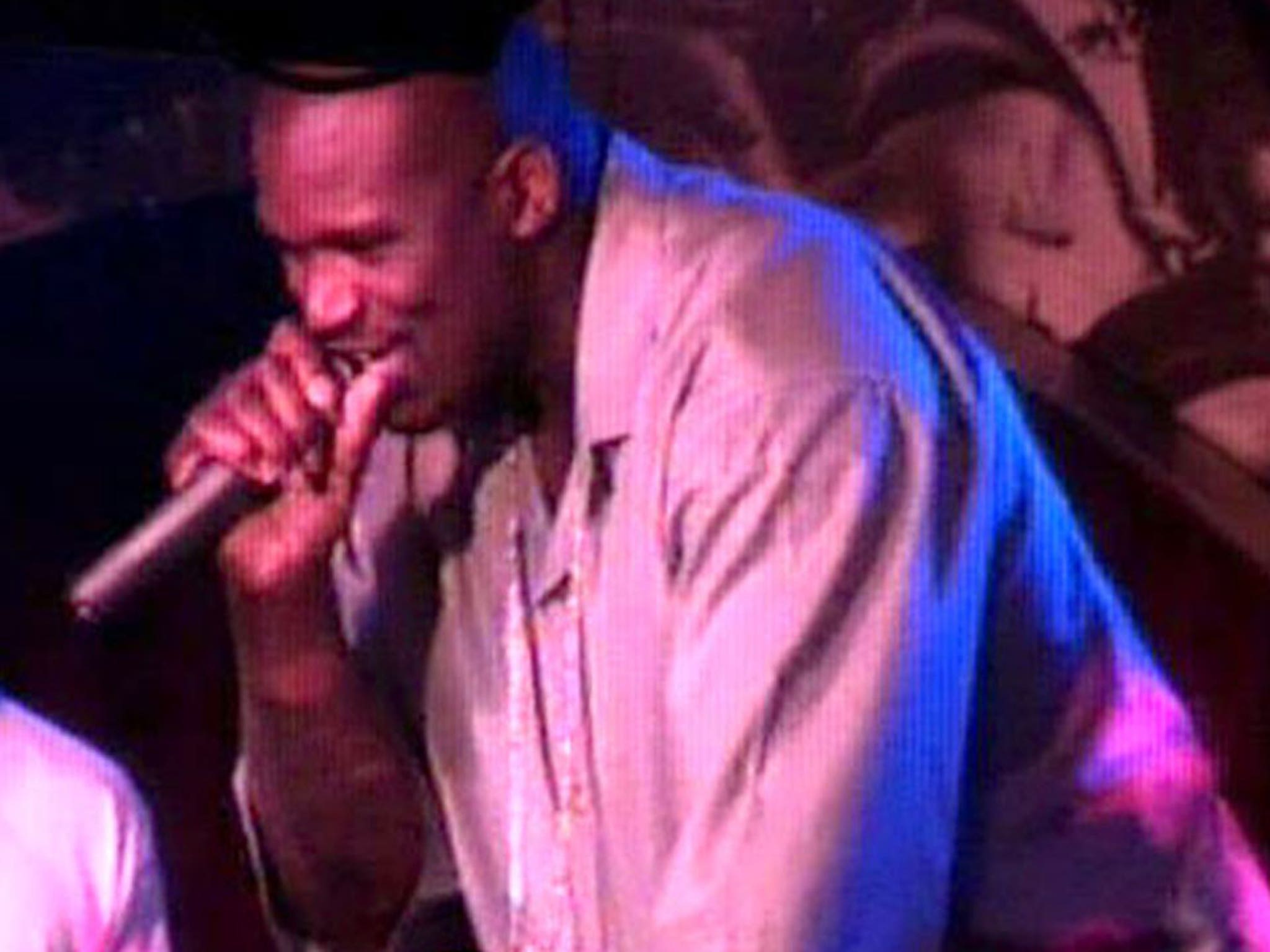 During DJ set, Shaq led a Barkley sucks chant, displayed Barkley has no  rings