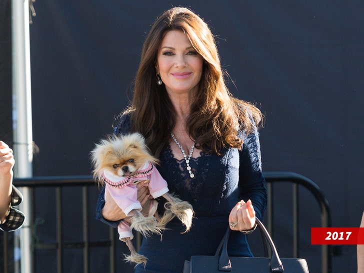 1212-lisa-vanderpump-giggy-getty-01