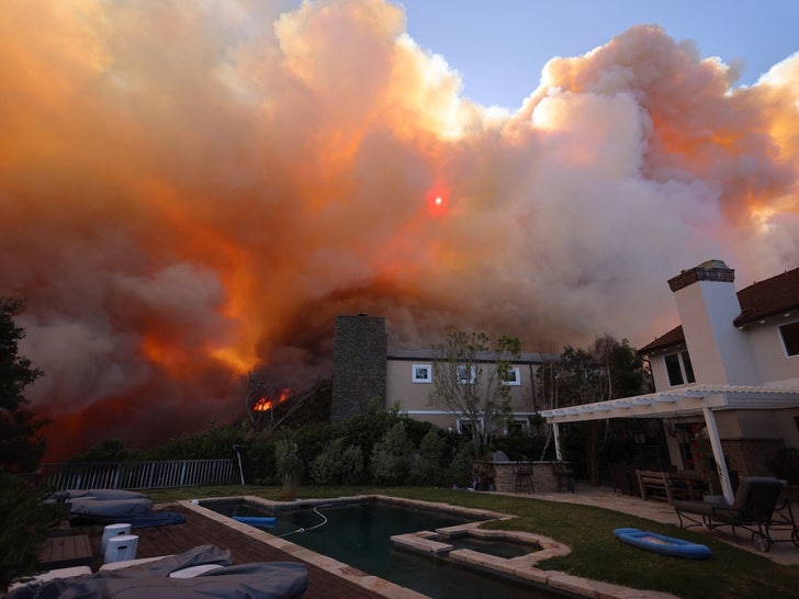 Fires Rip Through Pacific Palisades