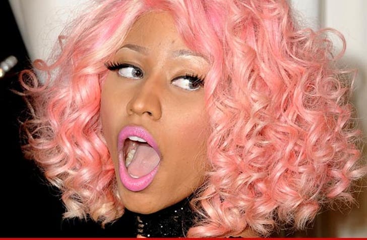 Engaged Nicki Minaj Spotted Sporting Diamond Bling :: 0604-nicki-minaj-getty-1