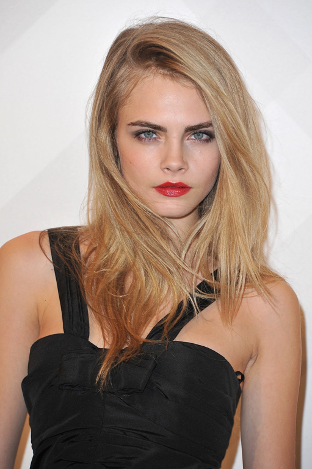 cara_delevingne_photos_014