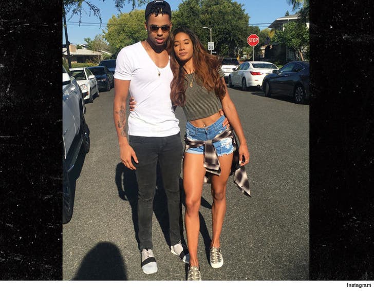 D Angelo Russell Reconciles With Gf