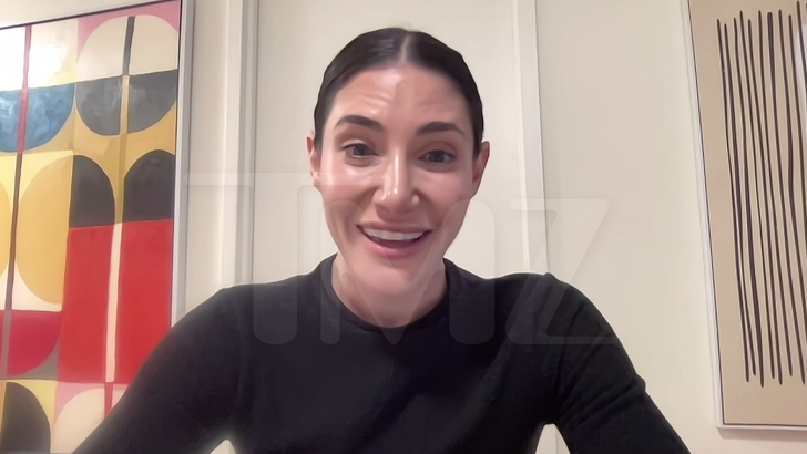 122925_chloe_tucker_caine_kal2