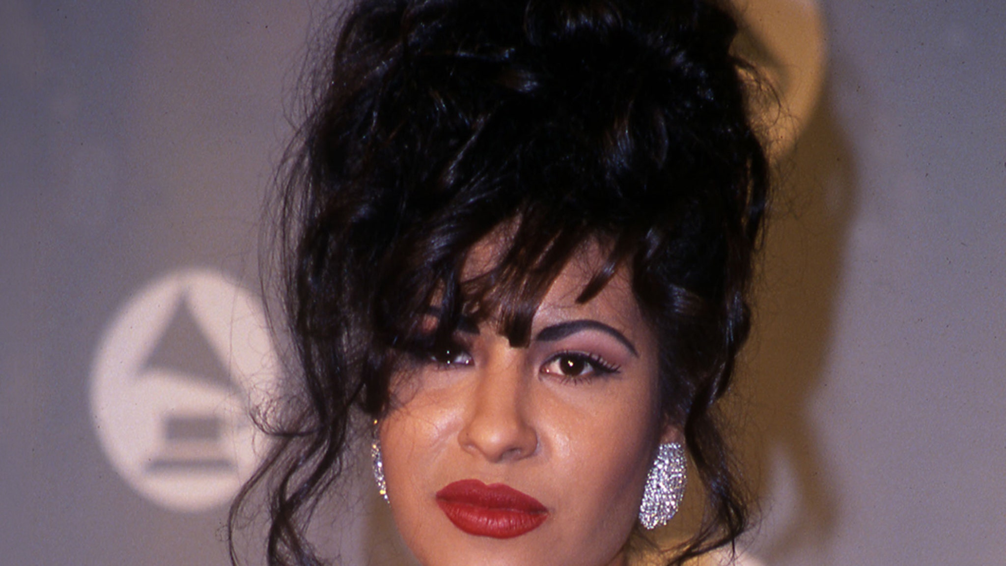 Selena's Sister Suzette Blasts Brother A.B. After Cryptic Social Media Post