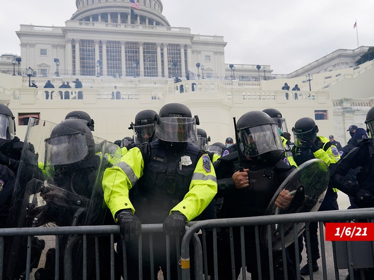 1115-police-capitol-riots-getty2