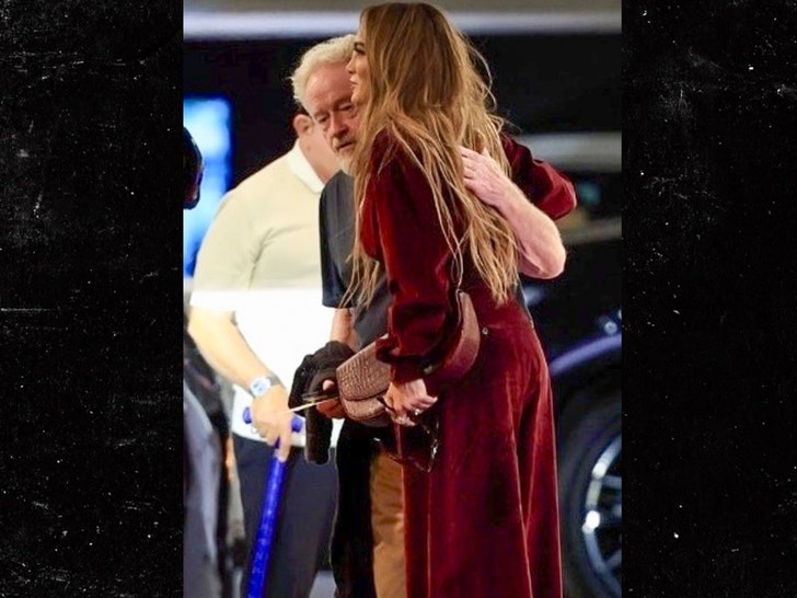 JLo meets with Ridley Scott backgrid 2