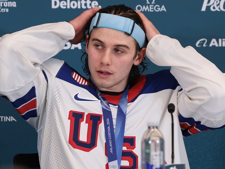 jogo da medalha de ouro de jack hughes getty 2