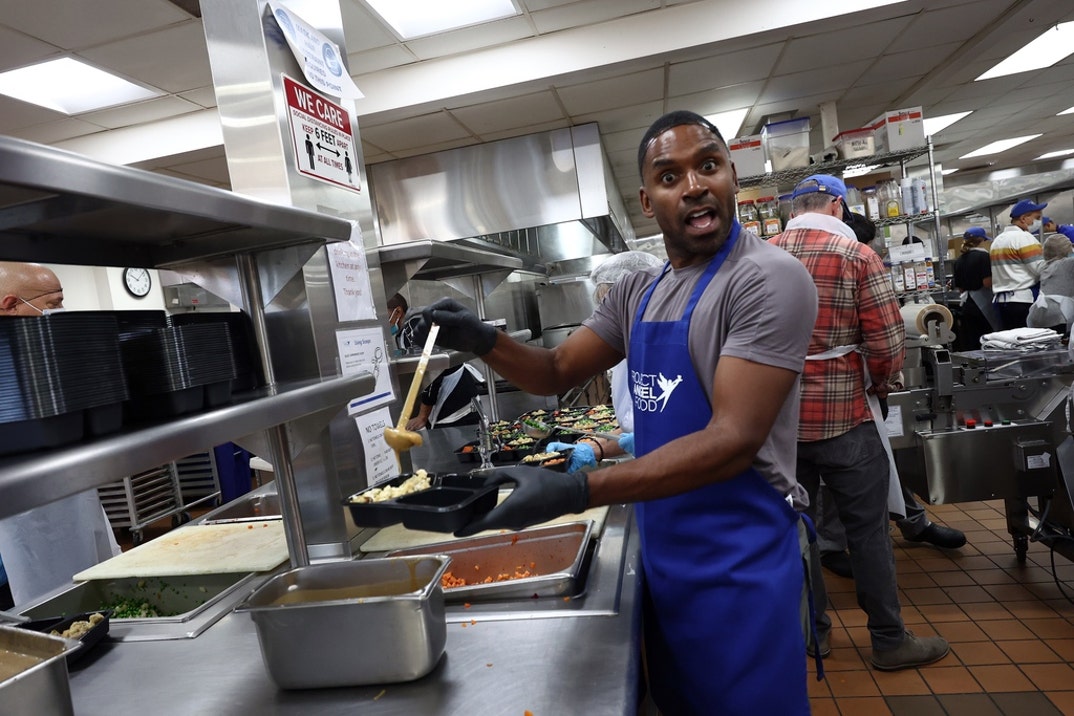 Justin Sylvester with Project Angel Food