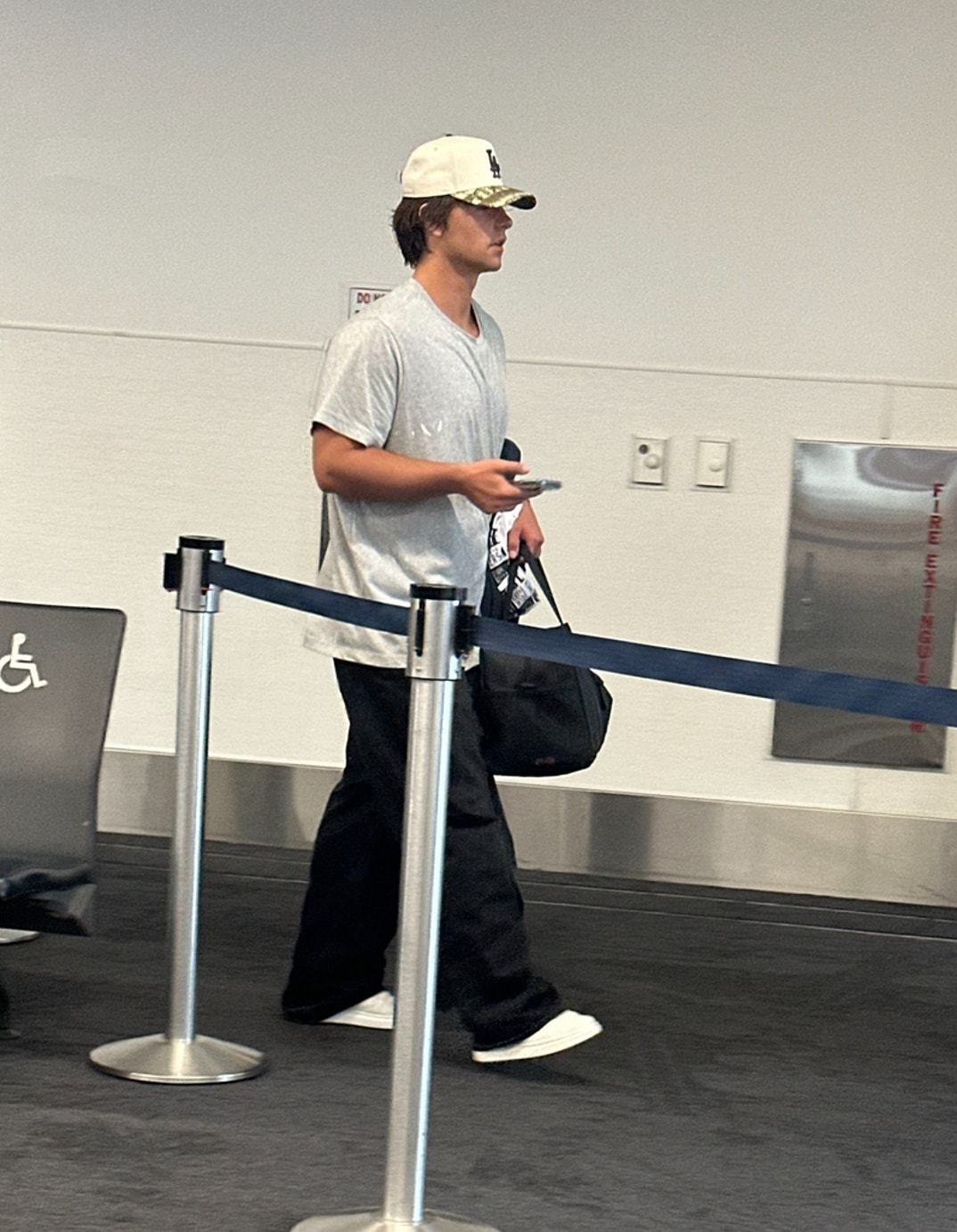 Britney Spears Sean Preston Federline Airport To Zurich 1