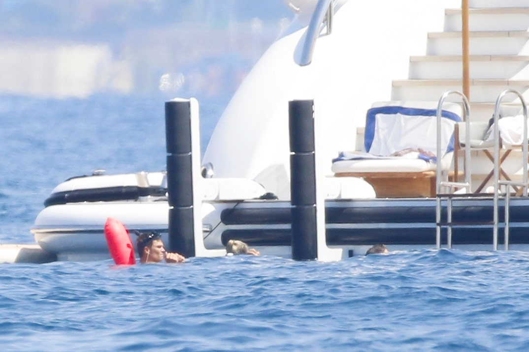 Tom Brady Mystery Women Snorkeling Yacht France 5