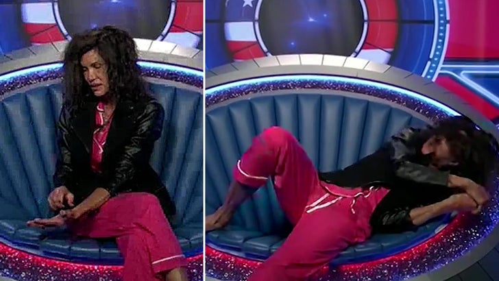 Janice Dickinson Collapses On Celeb Big Brother Almost Died From Bee Sting Video