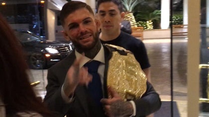 123116_cody_garbrandt_kal