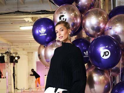 Hailey Baldwin Falcon London Fashion Week photos-06