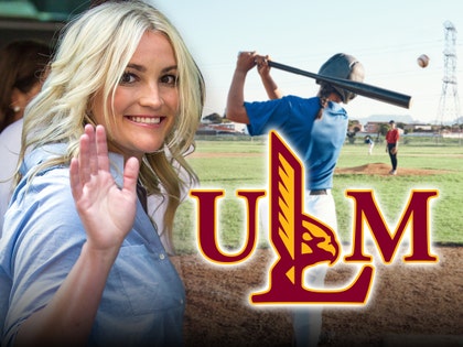 jamie lynn spears and ulm softball getty 1