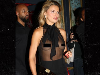 Brooks Nader leaves little to the imagination as she leaves La Pérouse backgrid