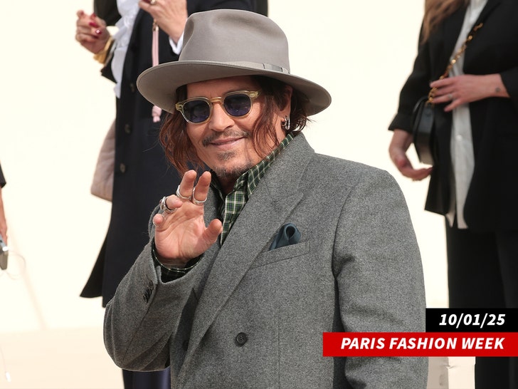 Johnny Depp Paris Fashion Week Getty 1