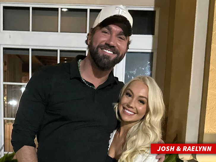 sub RaeLynn joshua davis insta 1