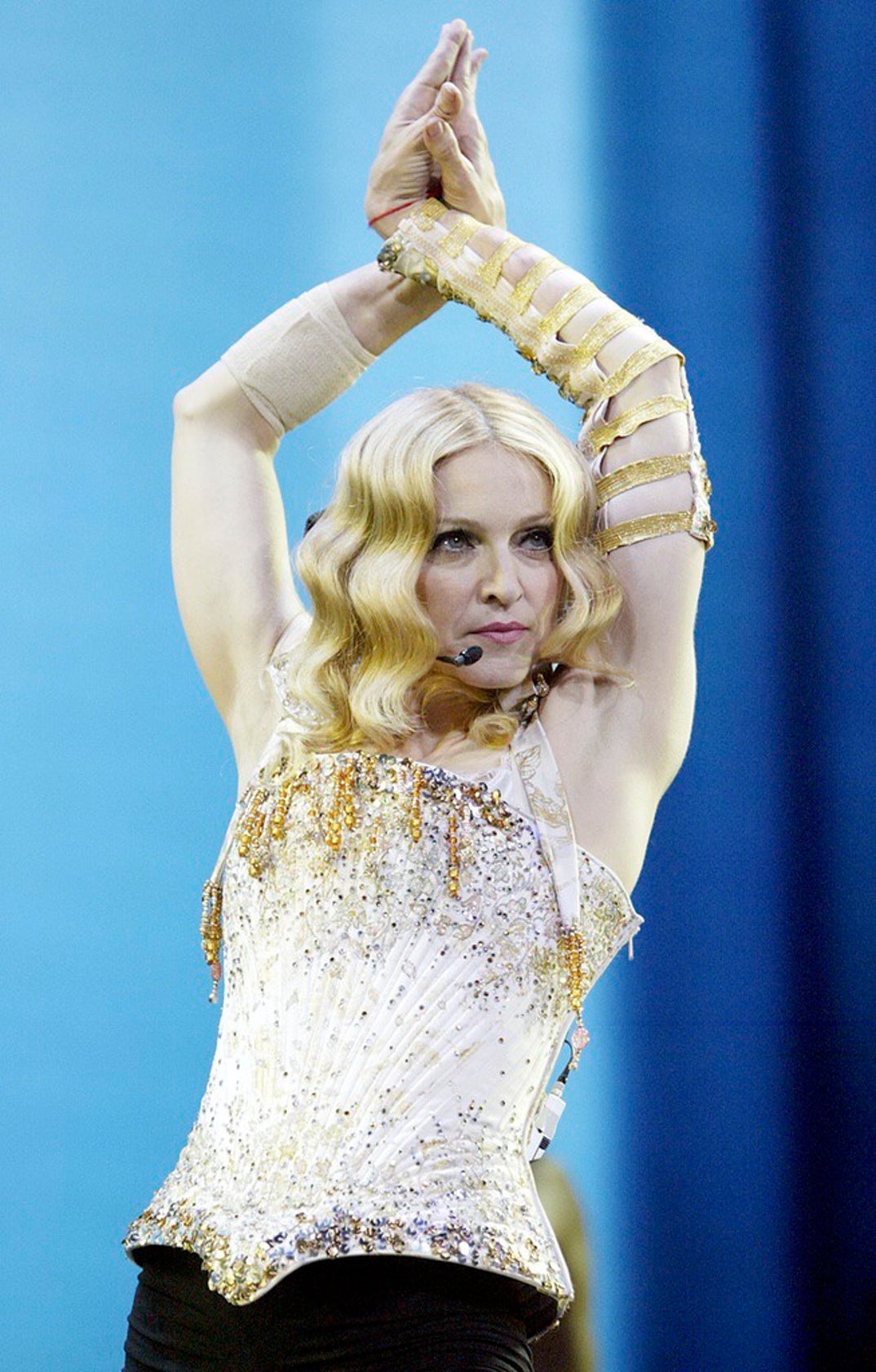 madona-through-the-years-photos-08