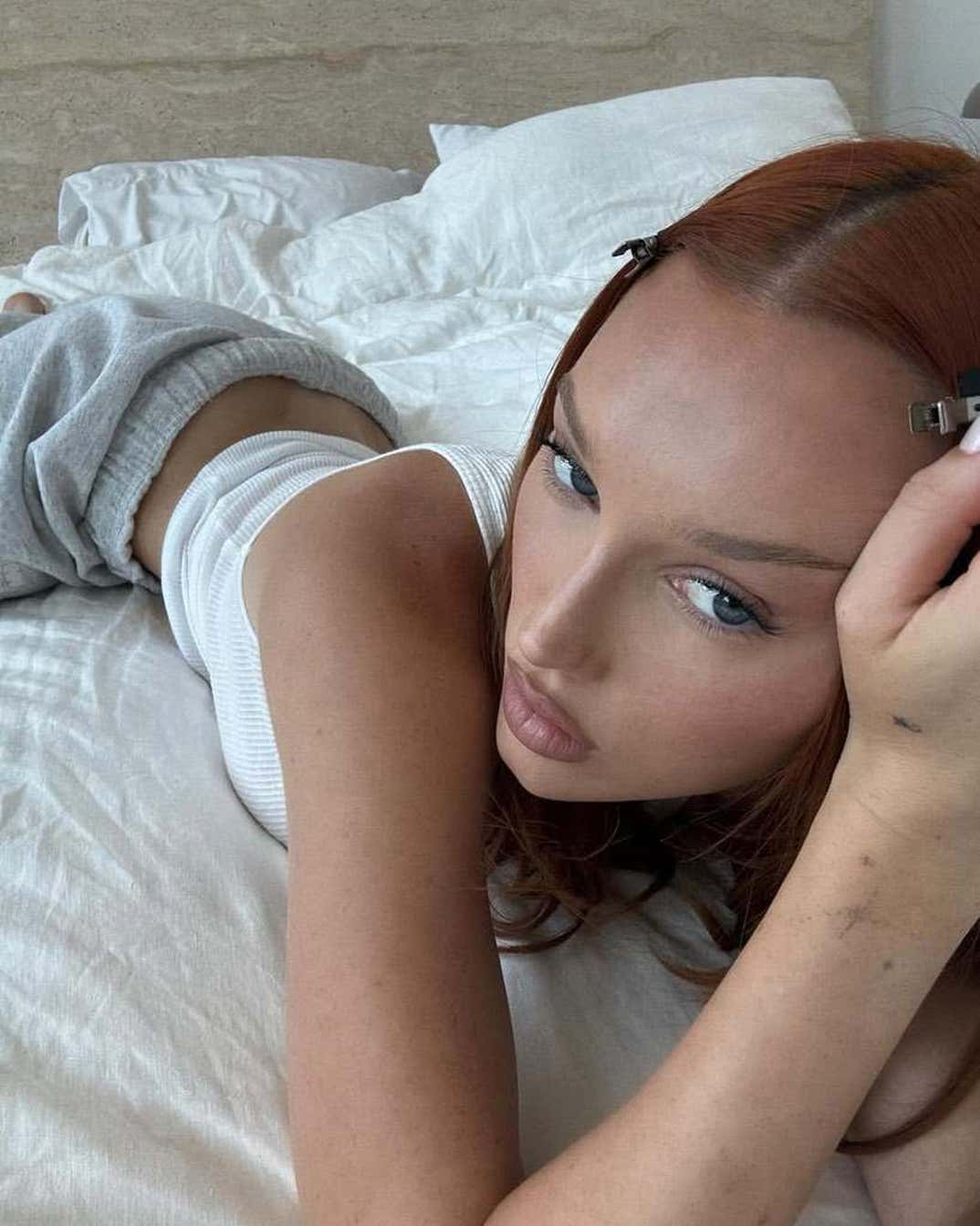 0121 Meredith Duxbury Hot Shots 13