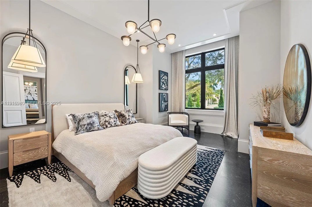 Cameron Diaz Potential Florida Home 21