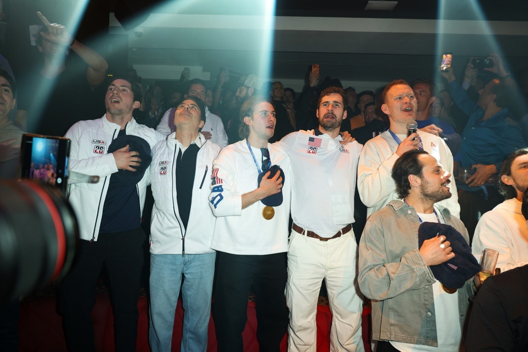 US Hockey Team Celebrate Gold 21