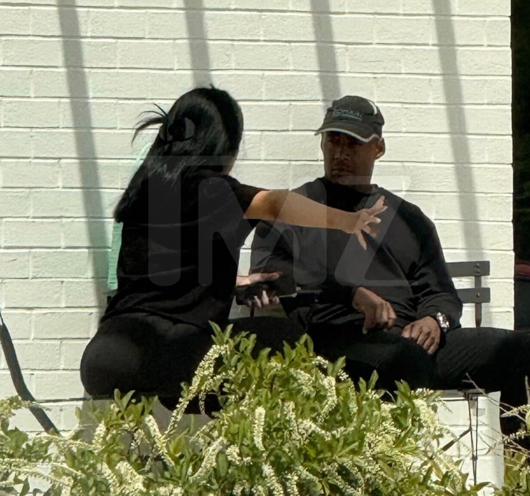 Cardi B and Stefon Diggs Argue Outside 6