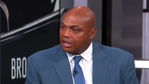 Charles Barkley Says NBA Should've Suspended 'Idiot' Kyrie Irving Over Tweet