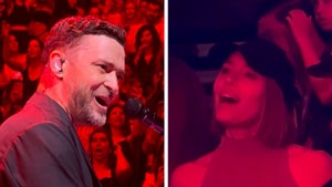 Jessica Biel Shows Support for Justin Timberlake at Madison Square Garden Concert