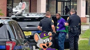 chuck e cheese arrested snapchat main 