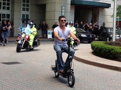 0628_simon_cowell_scooter