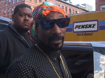 042915_snoop_dogg_primary