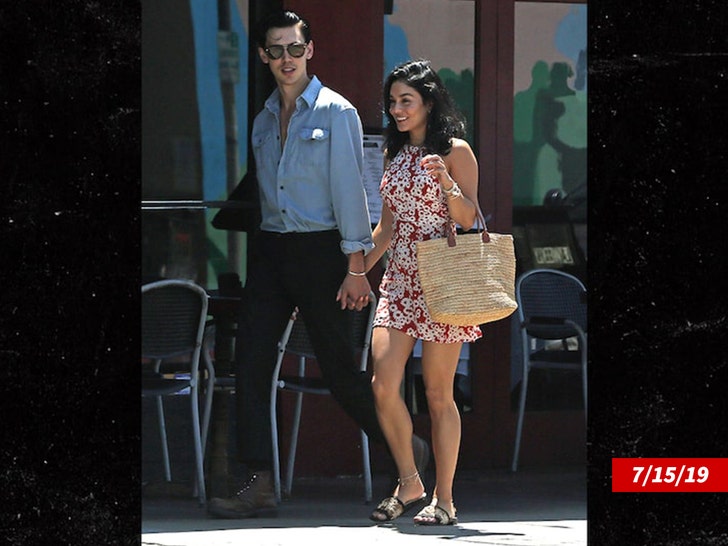 0114-vanessa-hudgens-austin-butler-stroll-elvis-casting-mega