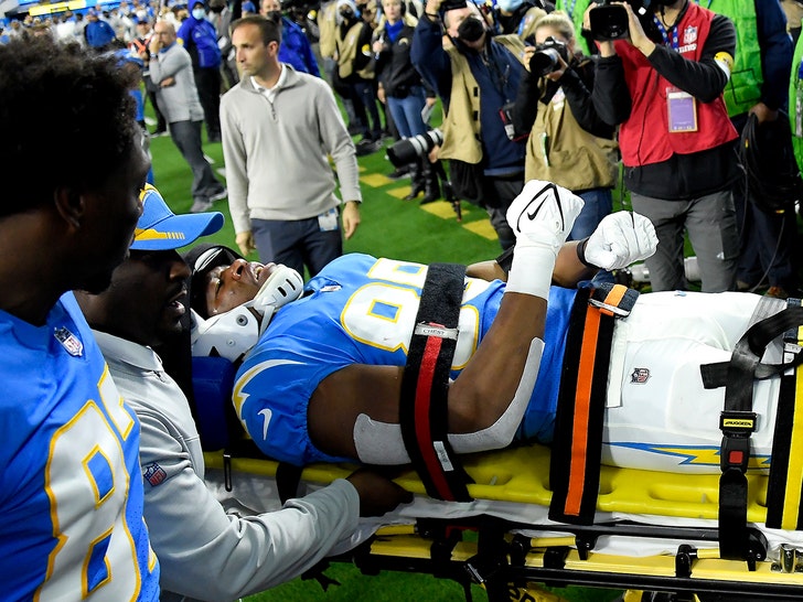 Chargers' Donald Parham Hospitalized After Violently Hitting Head On Turf