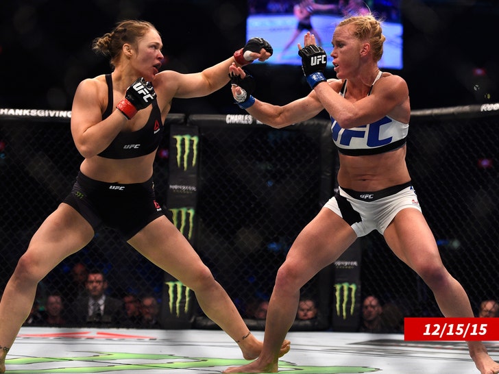 Ronda Rousey faces Holly Holm