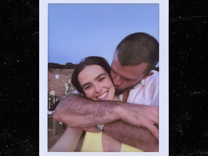 Zoey-Deutch-Jimmy-Tatro-Ig-2