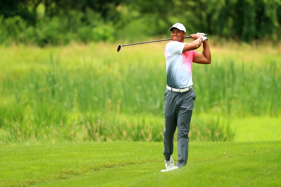 Tiger Woods Golfing photos-00