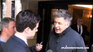 Alec Baldwin -- Threatens NYC Reporter ... 'You're As Dumb as You Look'