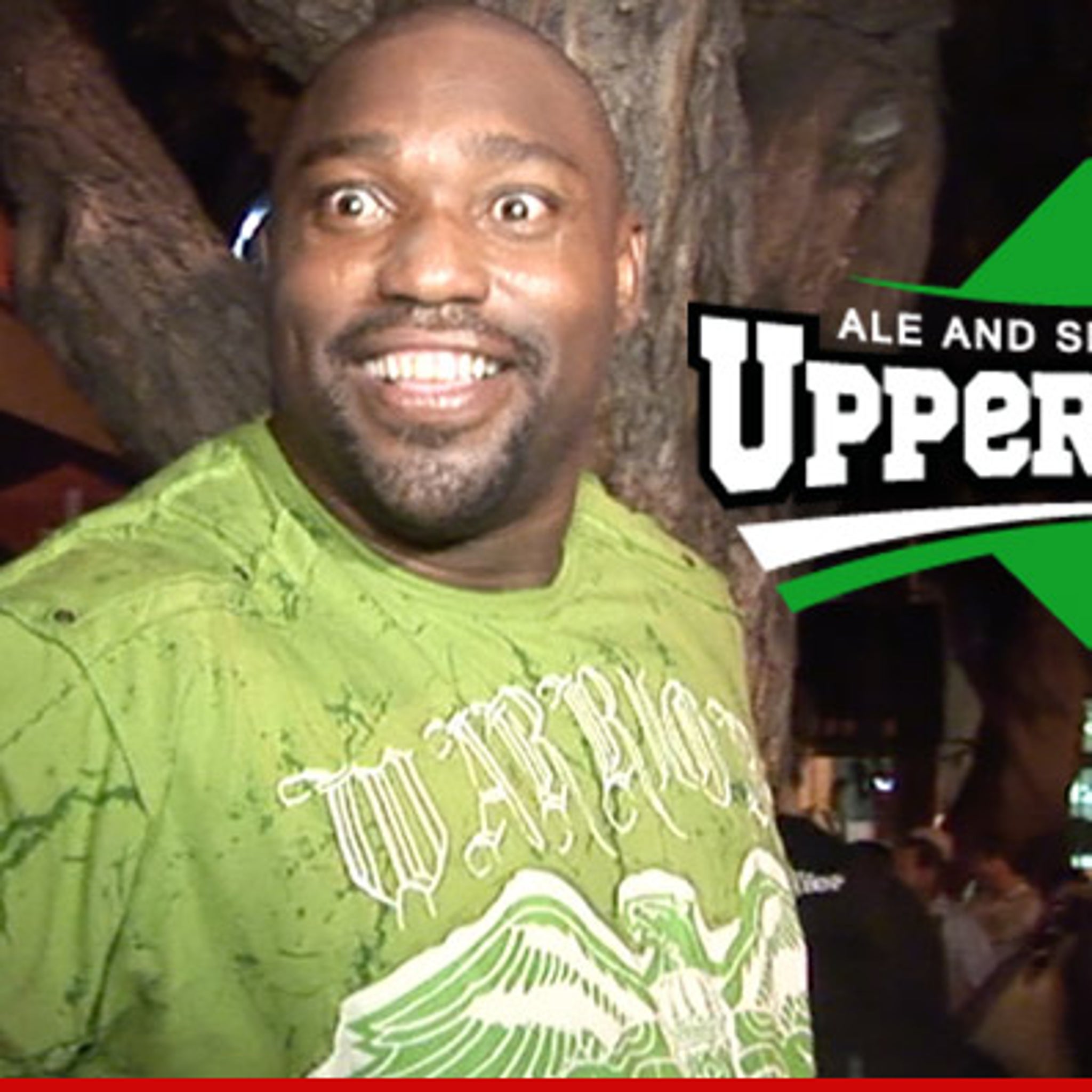 Warren Sapp stiffs Florida waitress for poor service and calling him 'boy'  – New York Daily News