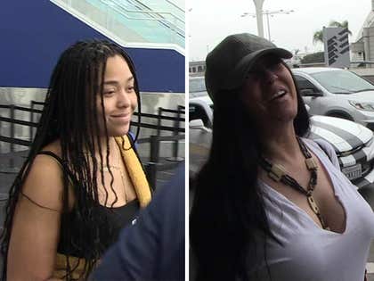 042719_jordyn_elizabeth_woods_primary