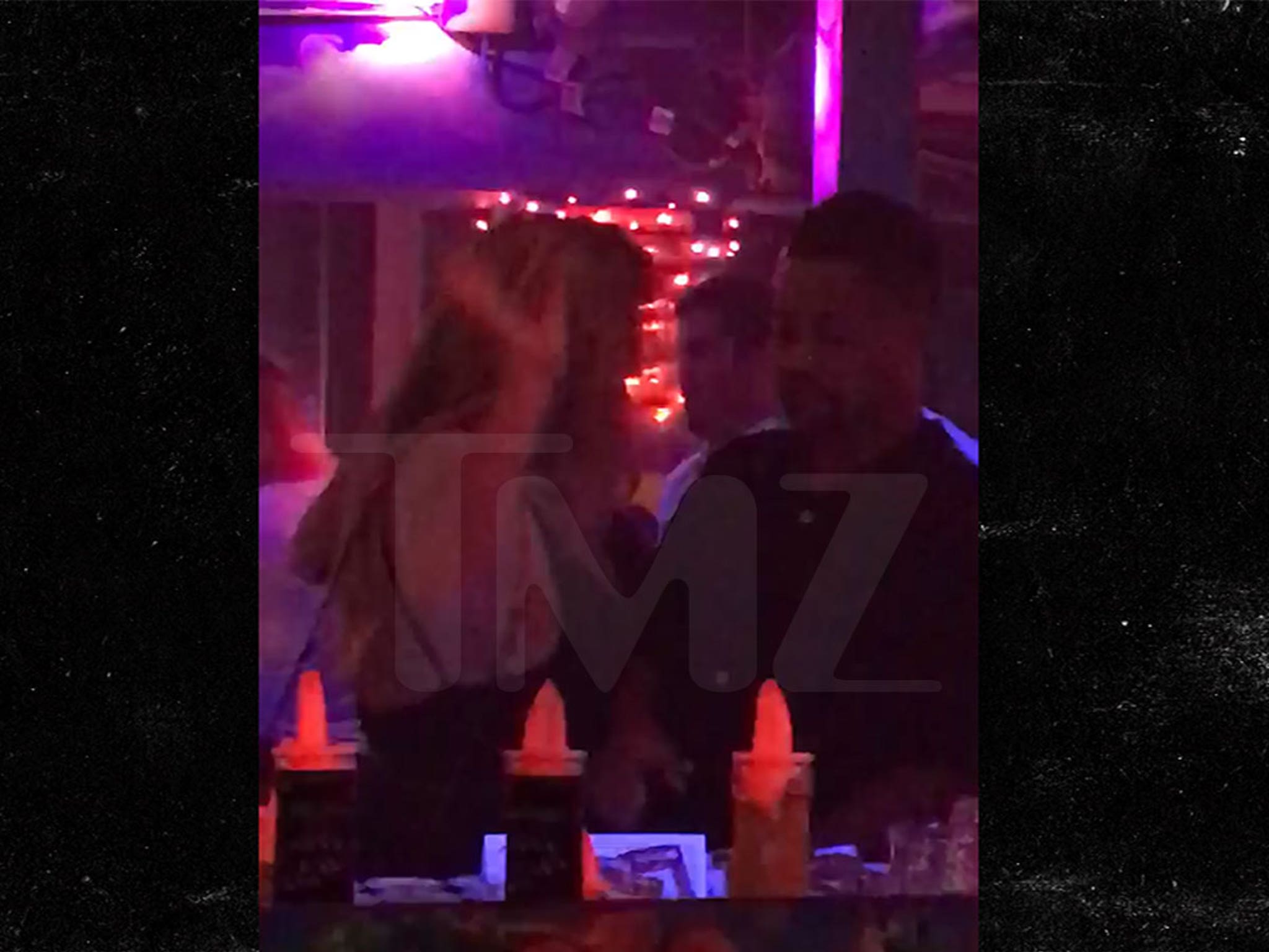 Cuba Gooding Jr S Girlfriend Flips Out On Him In Florida Bar