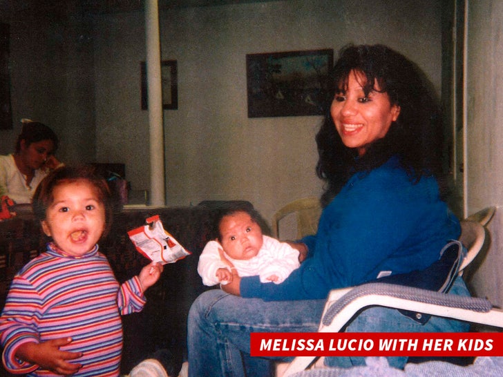 Melissa Lucio With children