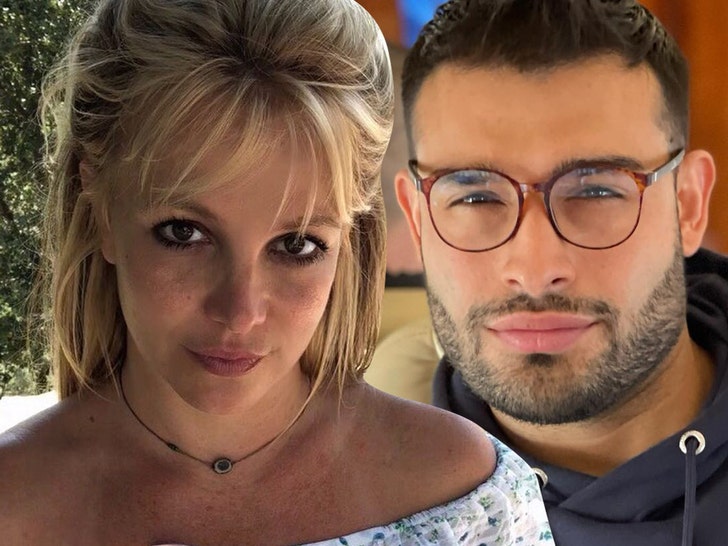 Britney Spears ve Sam Asghari Perşembe günü Mahrem Törende Evleniyor