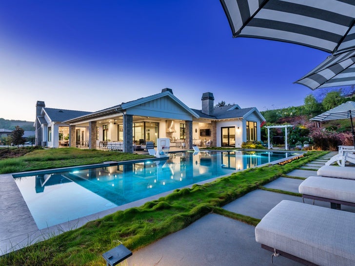 Bret Michaels Buys Westlake Village Home