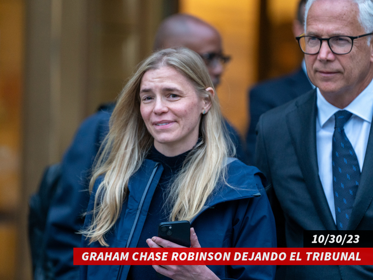 Graham Chase Robinson dejando el tribunal
