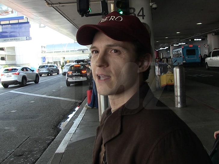 021125-tom-holland-primary